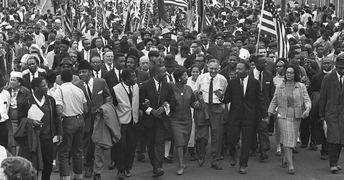 MLK marches to Selma