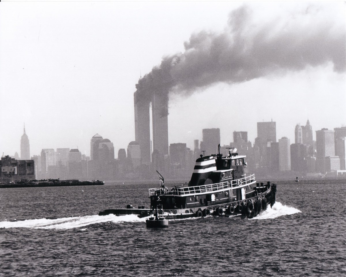 twin towers in flames