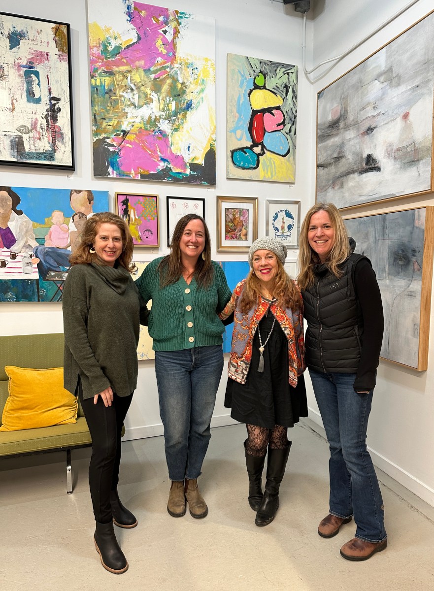 art show with friends
