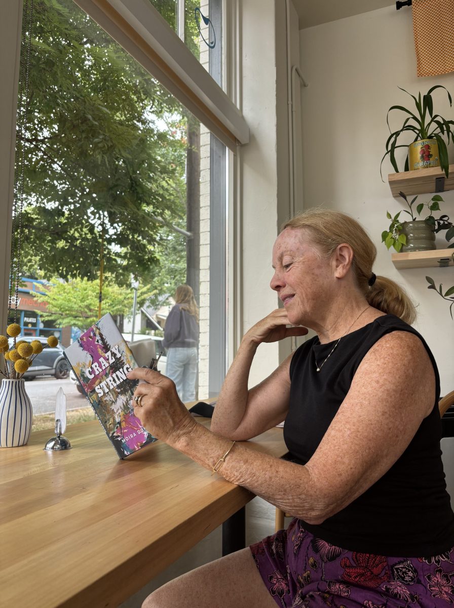 woman reading Crazy String